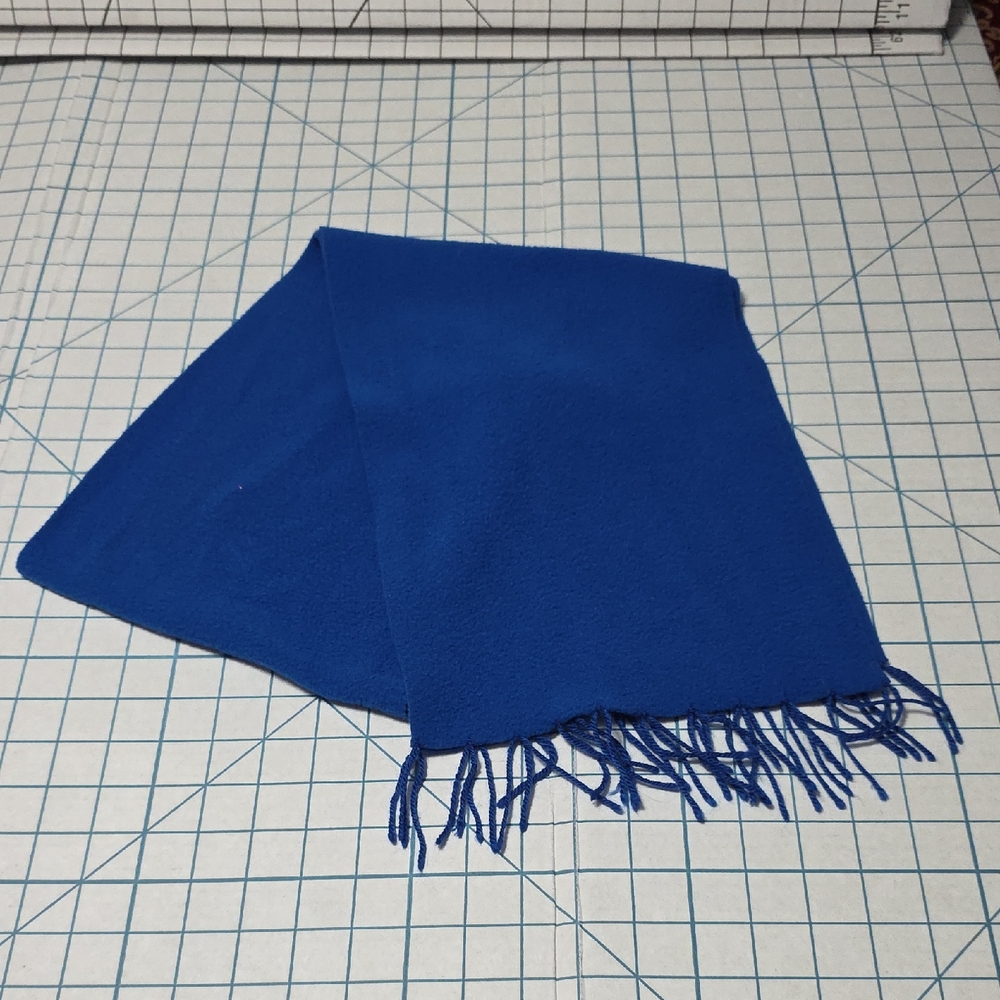Blue Fleece Scarf with Yarn Fringe, Max Grey, Preloved‎ 54" x 9.5"